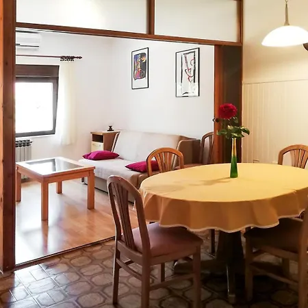Silva Apartment *